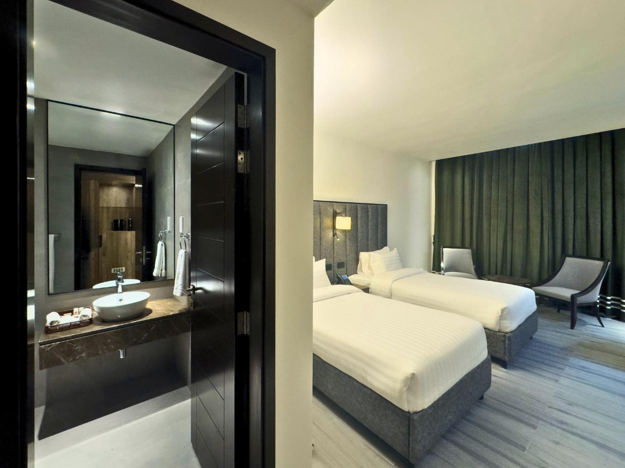 Hotel One Vogue Mall 35 Rawalpindi Exterior foto