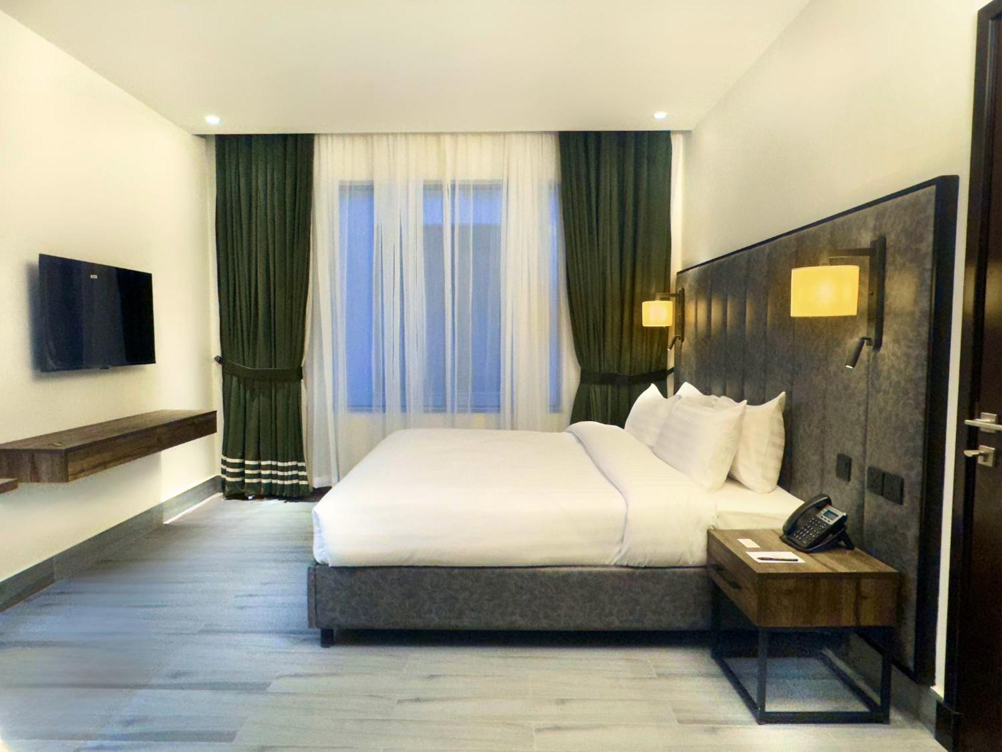 Hotel One Vogue Mall 35 Rawalpindi Exterior foto