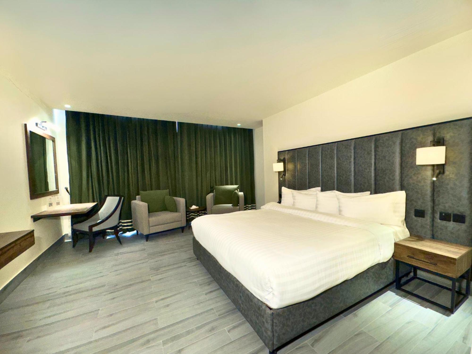 Hotel One Vogue Mall 35 Rawalpindi Exterior foto
